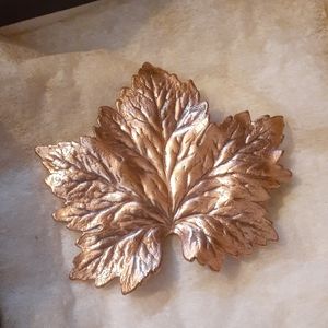 VINTAGE Coppertone Leaf Brooch/Pin